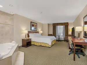 Holiday Inn Express & Suites Slave Lake