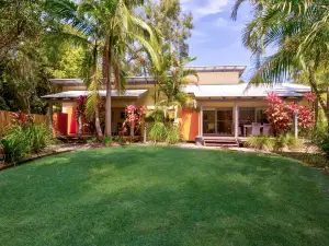 Mobys Beachside Retreat