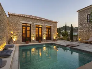 Mare Monte Luxury Suites