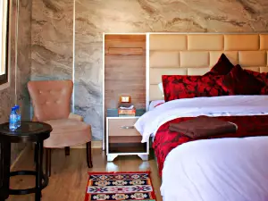 Seven Wonders Luxury Camp