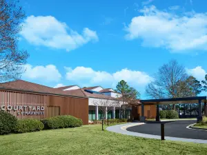 亨茨維爾大學大道萬怡飯店