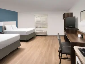 WoodSpring Suites Buford near Mall of Georgia-Lake Lanier