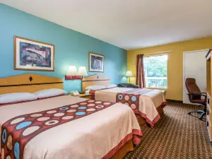 Super 8 by Wyndham Atlanta Northeast GA