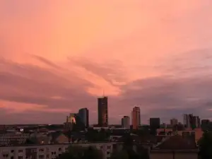 Penthouse Apartment with Great Panoramic City View