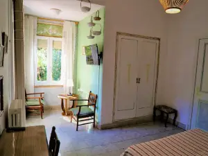 Hostal Montsoliu