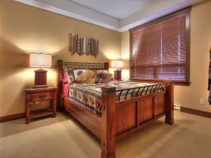 Stonegate Resort