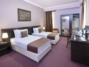 Ani Central Inn
