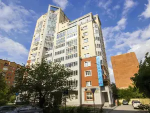 Арбат Первый Тюмень Центр (бывш.7 этажей Тюмень Центр)