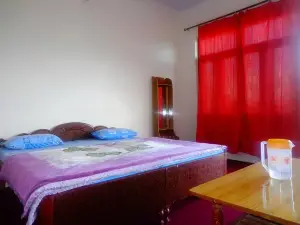Goroomgo Snow View Guest House Kausani