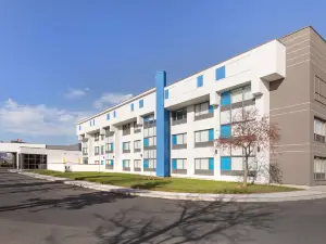 GLō Best Western Mississauga Corporate Centre