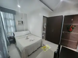 Veronica Inn
