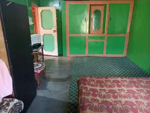 Hotel O POP Owais Homestay