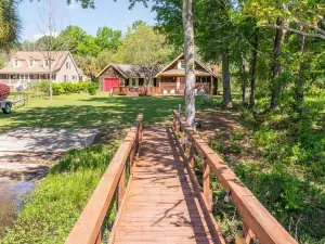 Sweet Marion - Dock + Boat Ramp + Spa + Lakefront!