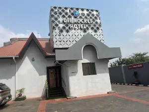 Dee Rocket