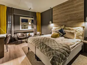 Canyon Hotell