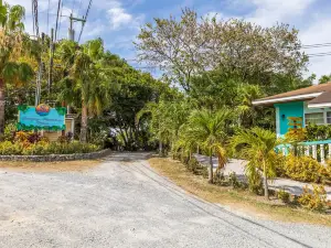 Seagrape Plantation Resort & Dive Center