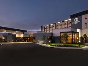 DoubleTree by Hilton Lafayette East
