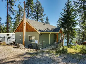 Loon Lake Waterfront Retreat: 2 Decks & Dock!