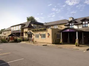 Premier Inn Cardiff West