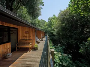 Fermain Valley Hotel