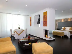 Hotel Varuna