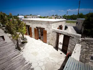 Spiti Calliope - ex House of Eleni