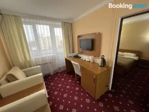 Iasi Hotel, Turkistan