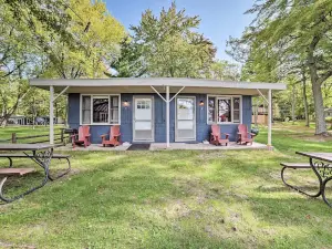 Ideally Located Cabin w/ Direct Lake Access!