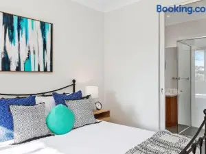 Boutique Stays - the Richardson