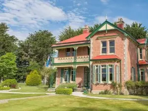 Mainholm Lodge