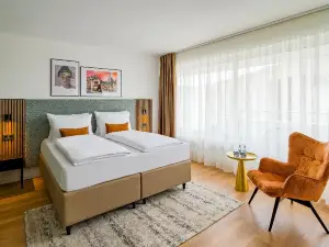 City Arcaden Hotel