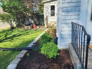 Cozy family friendly home nestled in the bluffs just steps from the Mississippi!