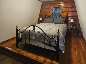 Secluded House Ntl Forest Border Wi-Fi Pets