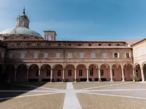 Casa Regina Montis Regalis