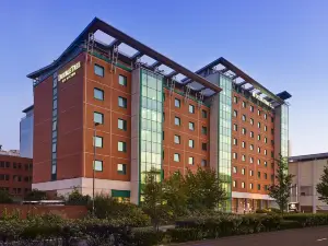 DoubleTree by Hilton Woking