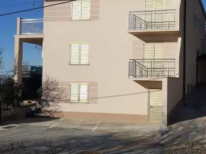 Lantana ex Villa Americana