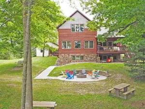 Ravensong Lodge