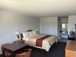 Clairmont Inn
