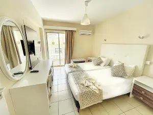 Antonis G. Hotel Apartments