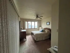 Charming 3-bedroom house with AC and WiFi in a very convenient location