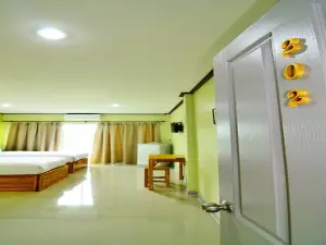 Laksasuk House