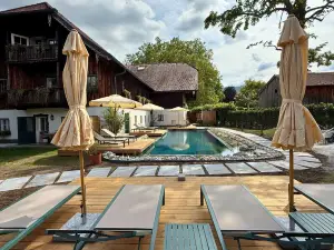 Der Schlosswirt zu Anif - Biedermeierhotel Und Restaurant