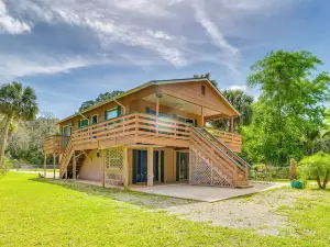 Riverfront Inglis Duplex w/ Shared Dock & Fire Pit