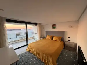 Blue Lagoon duplex with views of cape blanc, sea x1f30a;, grotto beach and forestx1f333;