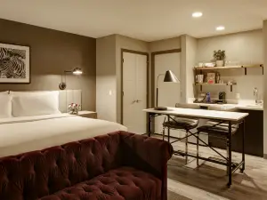 Archer Hotel Boston/Burlington