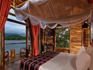 Lak Tented Camp