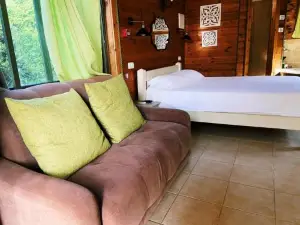 Julie's Cabins