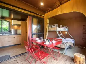 CAMPING ONLYCAMP LES VAILHES