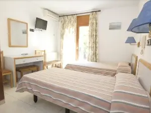 Hostal Lizana 2