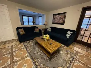 New Humble Home! - Near Six Flags & Naval Base!!
